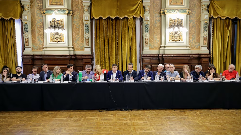Fuerza Patria la integrarían todos los espacios del peronismo