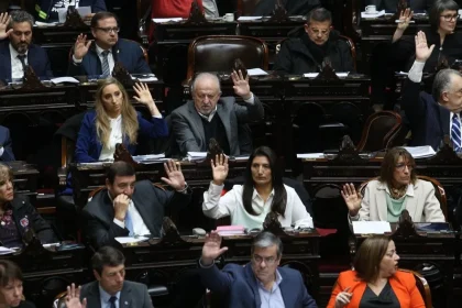 Más fugas en el peronismo: Tres Diputados que responden al Gobernador Raúl Jalil armarán un bloque propio y UXP pierde la primera minoría