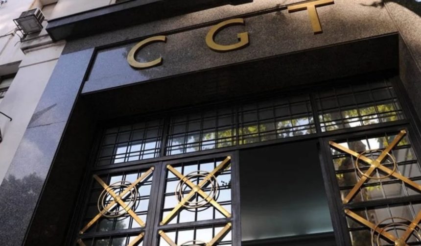 Luego de la fallida gira de la CGT por el interior del país, se reunirán este viernes por la reforma laboral y advierten por un nuevo paro general