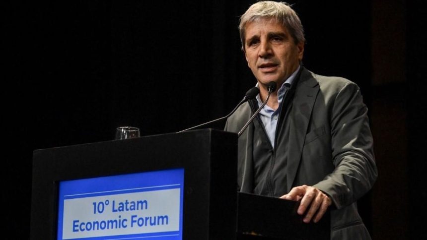 Luis Caputo se refirió al conflicto con Techint: "No es una guerra personal con nadie, sino que se trata de terminar con el modelo anterior"