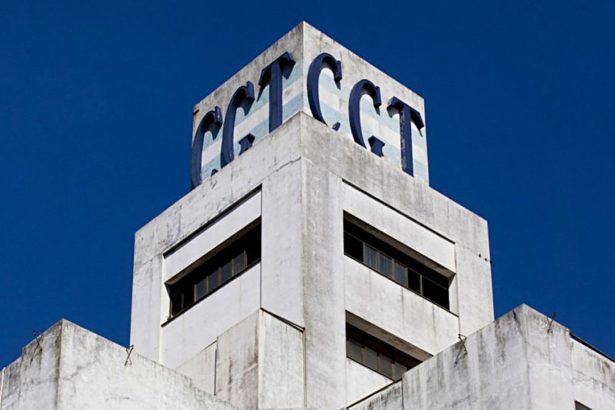 La CGT en estado de alerta y preocupación por la pérdida de empleo y caída del salario: Avanzan en una marcha junto a la Iglesia por el Día del Trabajador