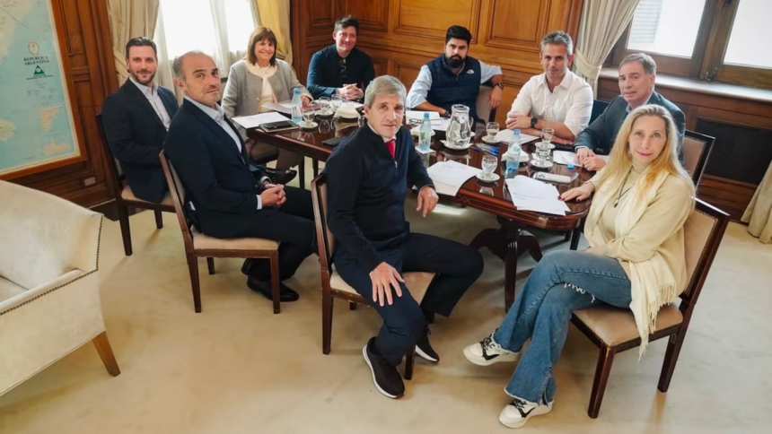 El Gobierno de Javier Milei insiste con la reforma electoral "completa"