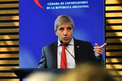El Gobierno de Javier Milei presentó el Presupuesto 2027 con una inflación anual de 18%, un dólar a $1.847 a fin de año y un crecimiento del 4% del PBI