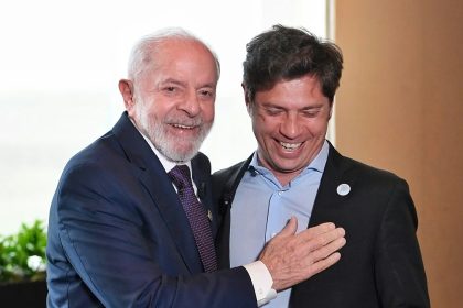 Axel Kicillof celebró el triunfo de Lula da Silva: "Ganó el pueblo brasileño, fue derrotado Donald Trump y Javier Milei con su motosierra"