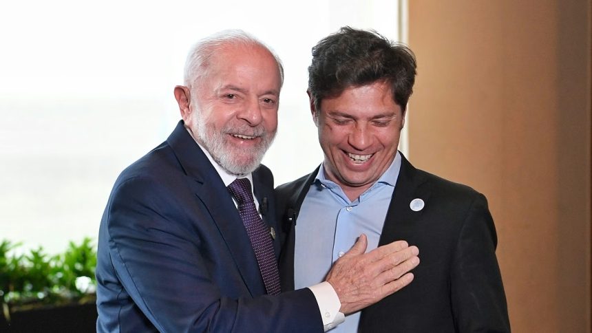 Axel Kicillof celebró el triunfo de Lula da Silva: "Ganó el pueblo brasileño, fue derrotado Donald Trump y Javier Milei con su motosierra"