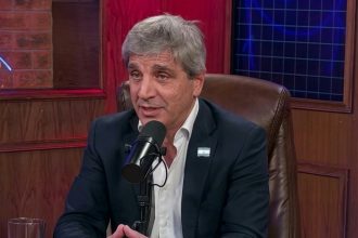 Luis Caputo: "Al peronismo le vamos a arrancar la cabeza como en octubre del año pasado"